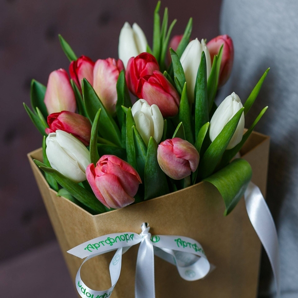 Цветочная сумочка с тюльпанами нежный микс - S