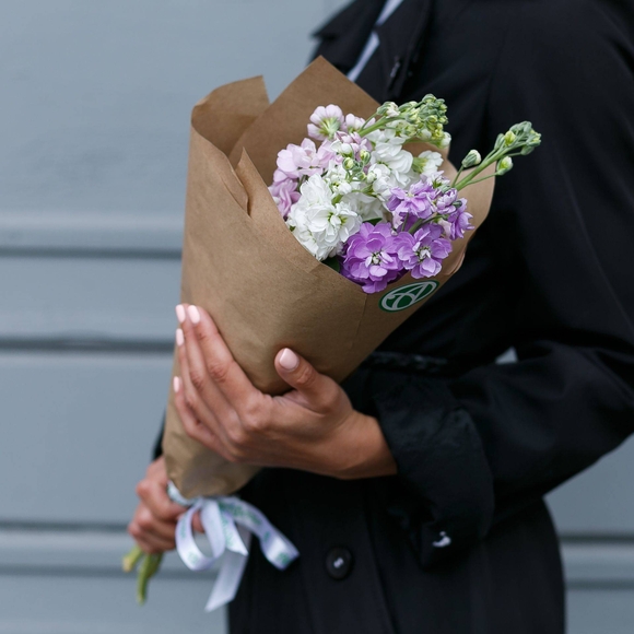 Букет из 5 маттиол микс