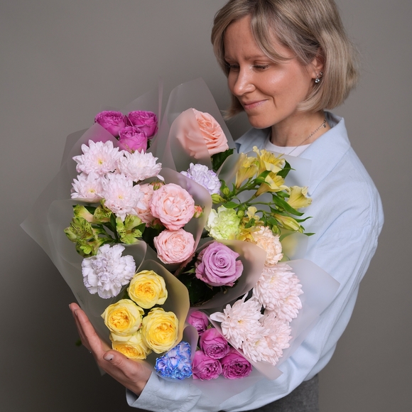 Дофаминовый букет в корейской упаковке