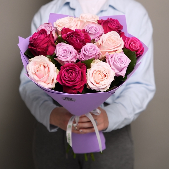 Букет из 15 роз малиновый микс 50 см (Россия) в фоамиране