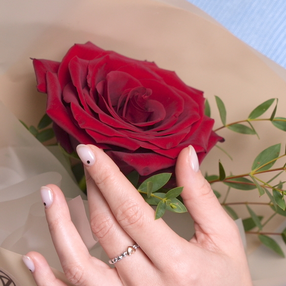 Букет из красной розы 50см (Эквадор) - XS в корейской упаковке