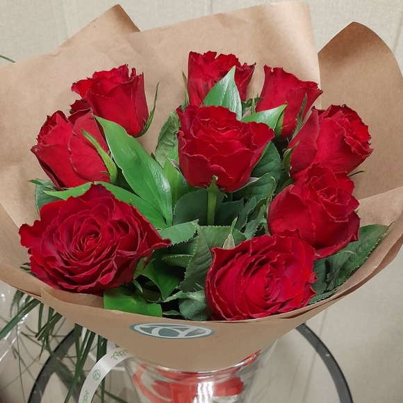 Алый букет-комплимент