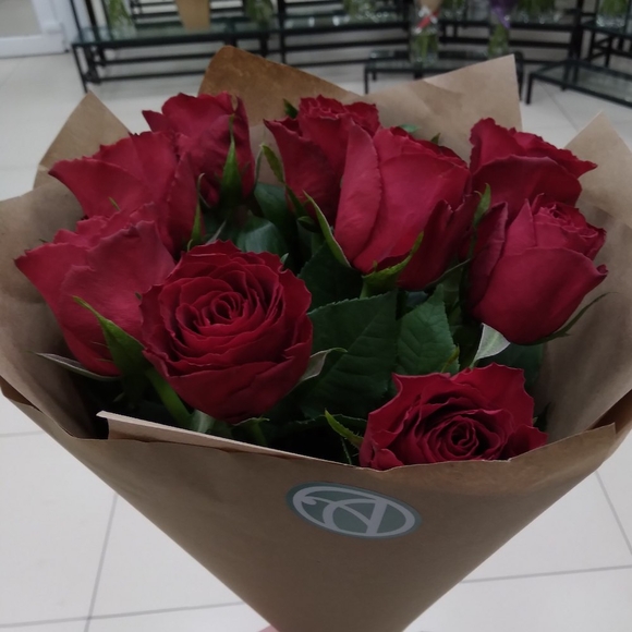 Алый букет-комплимент