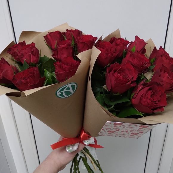 Алый букет-комплимент