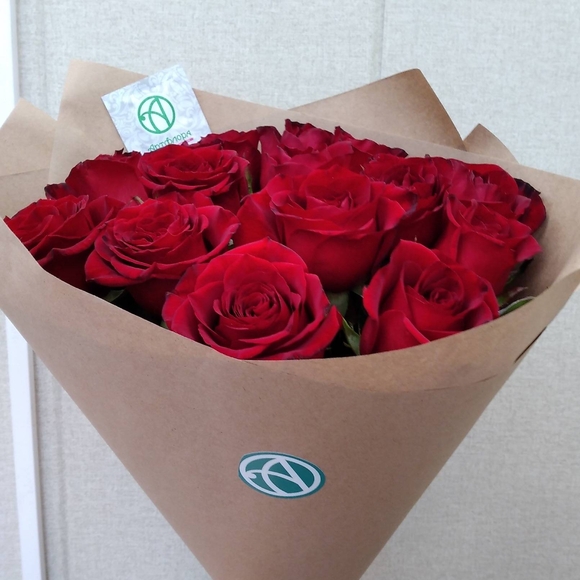Букет из 15 красных роз 50 см (РФ)