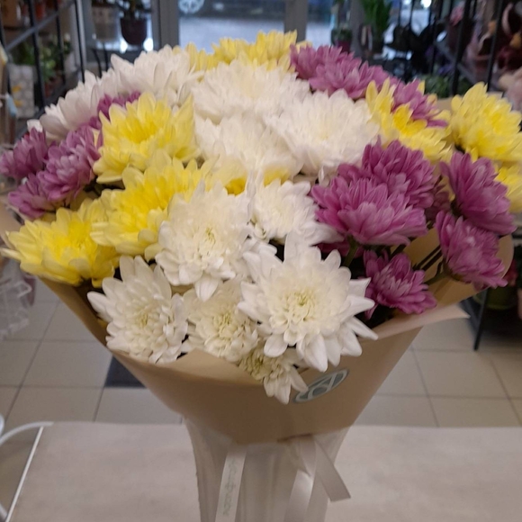 Букет из 9 кустовых хризантем микс