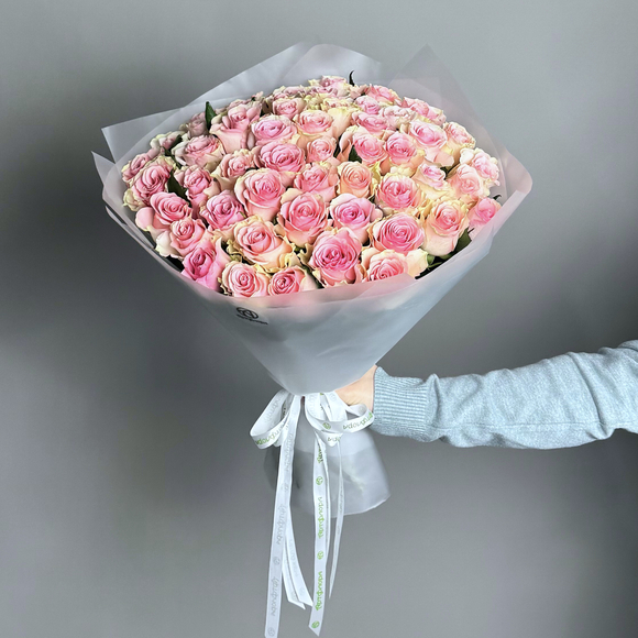 Букет из 35 роз Кения "Топ Гир" (50 см) в матовой упаковке