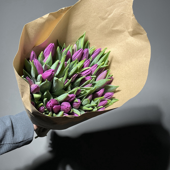 Охапка тюльпанов фиолетовые (Голландия)