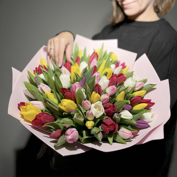 Букет из 101 тюльпана супер-микс в фоамиране
