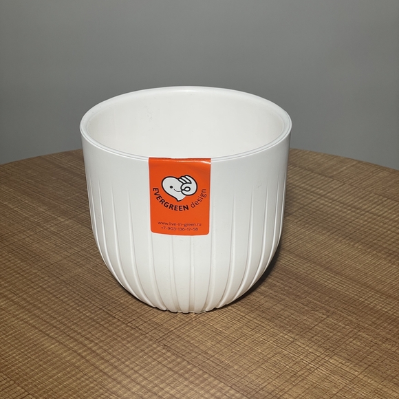 Кашпо пластик белое (В12 х Д13)