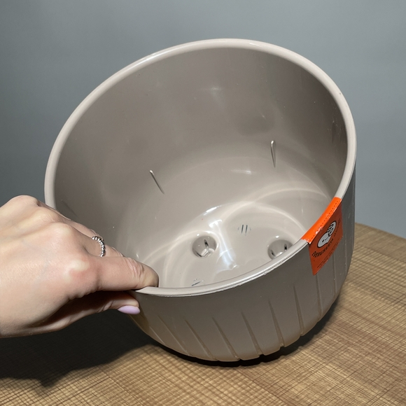 Кашпо пластик фраппе (В19х Д21)