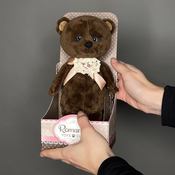 Игрушка романтичный медвежонок с бантом 20 см