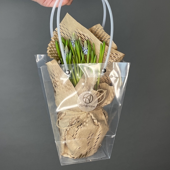 Мускари в горшке