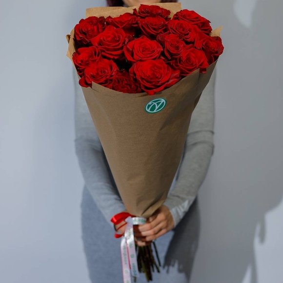 Букет из 15 красных роз 70 см (РФ)