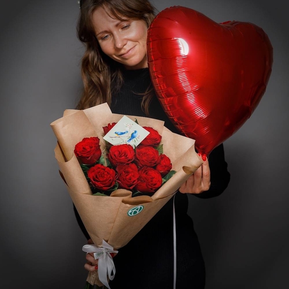 Набор с букетом-комплиментом в корейской упаковке