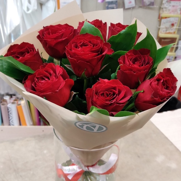 Алый букет-комплимент