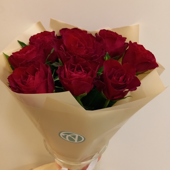 Алый букет-комплимент