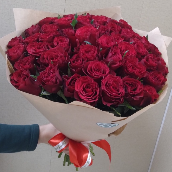 Букет из 51 красной розы 35 см (Кения)