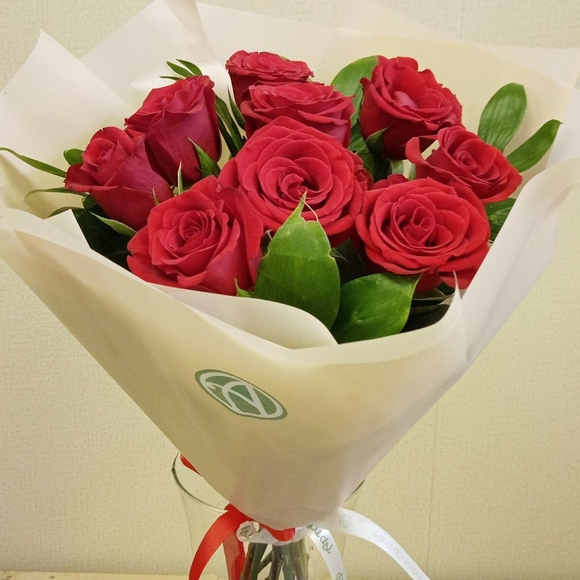 Алый букет-комплимент