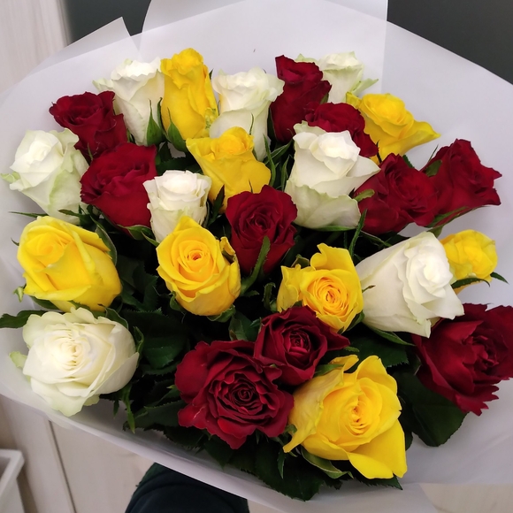 Букет из 25 роз микс 50 см (Кения)