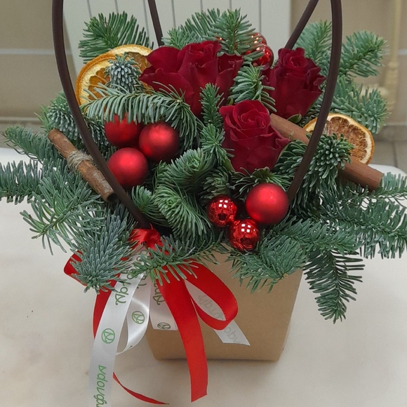 Новогодняя сумочка с красными кенийскими розами - S