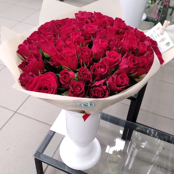 Букет из 51 красной розы 35 см (Кения)