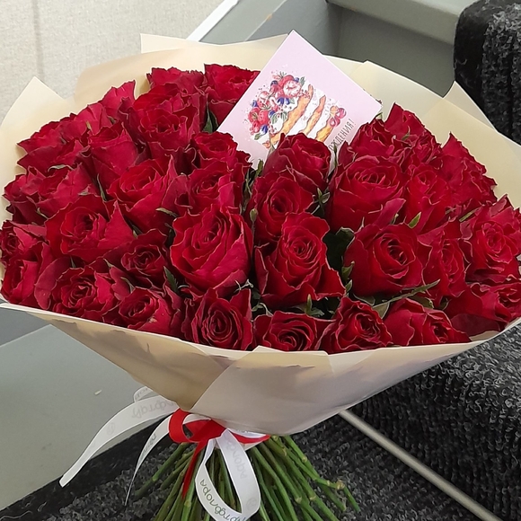 Букет из 51 красной розы 35 см (Кения)