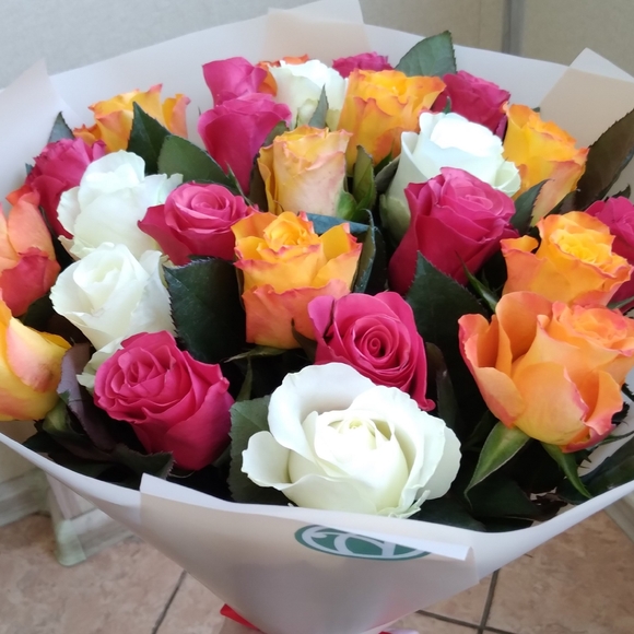 Букет из 25 роз микс 50 см (Кения)