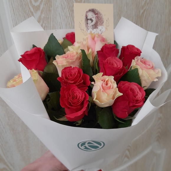 Букет из 15 роз розовый микс 50 см (Кения)