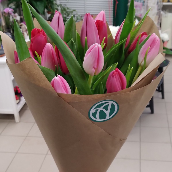 Букет из 15 тюльпанов нежный микс