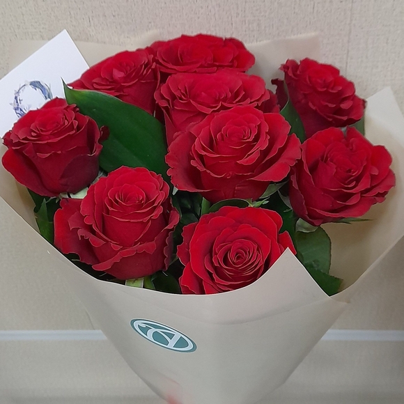 Алый букет-комплимент