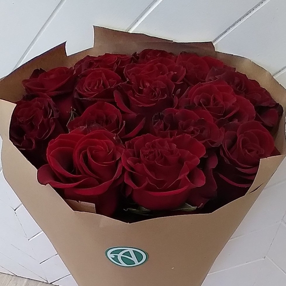 Букет из 15 красных роз 70 см (РФ)