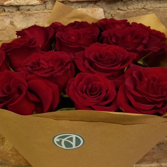 Букет из 15 красных роз 70 см (РФ)