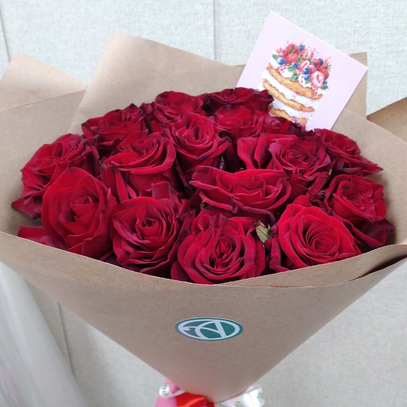 Букет из 15 красных роз 50 см (РФ)