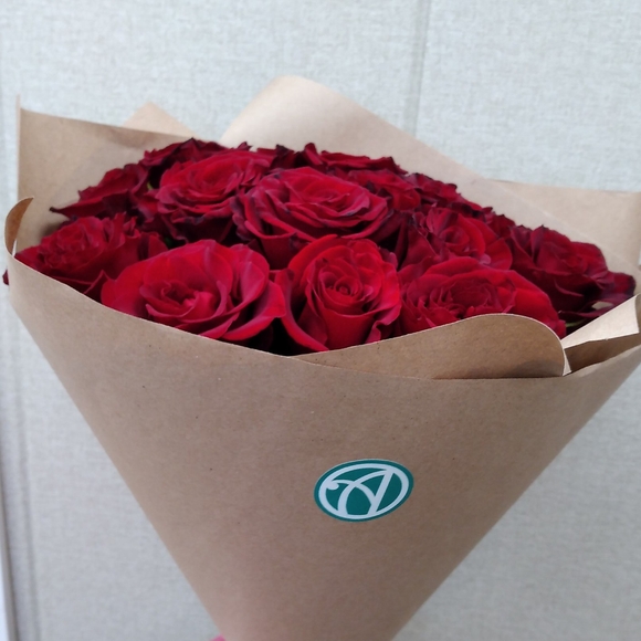 Букет из 25 красных роз 50 см (РФ)