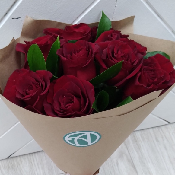 Букет-комплимент из алых роз