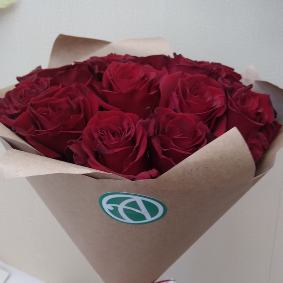 Букет из 15 красных роз 50 см (РФ)