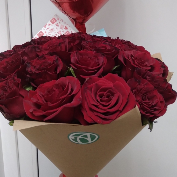 Букет из 25 красных роз 50 см (РФ)
