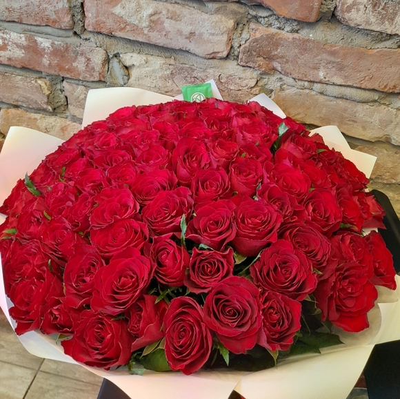 Букет из 101 красной розы Кения (35 см)