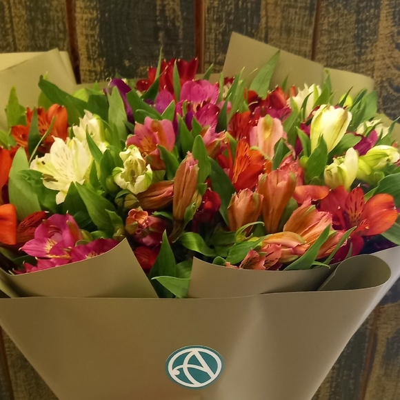 Букет из 25 альстромерий микс