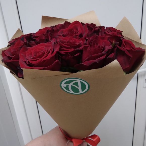 Букет из 15 красных роз 50 см (РФ)