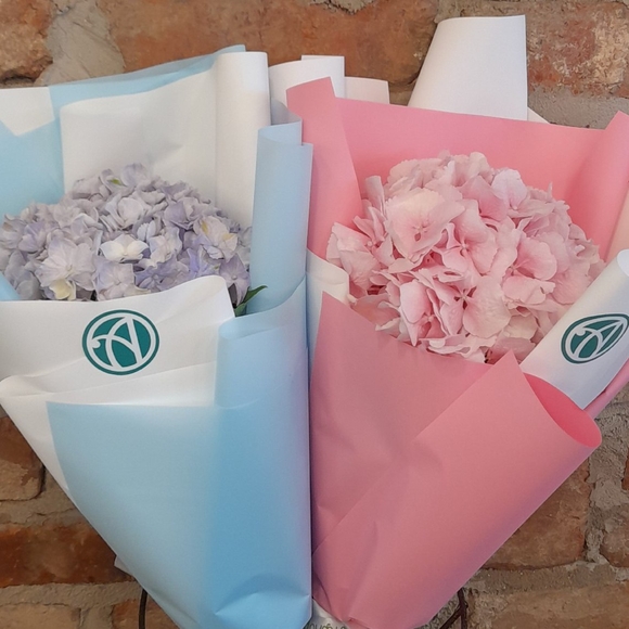 Букет из 1 голубой гортензии