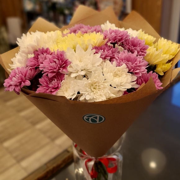 Букет из 9 кустовых хризантем микс