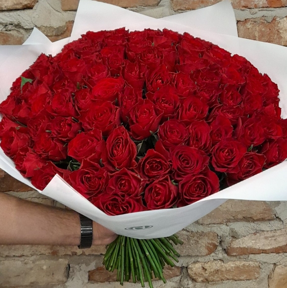 Букет из 101 красной розы Кения (35 см)