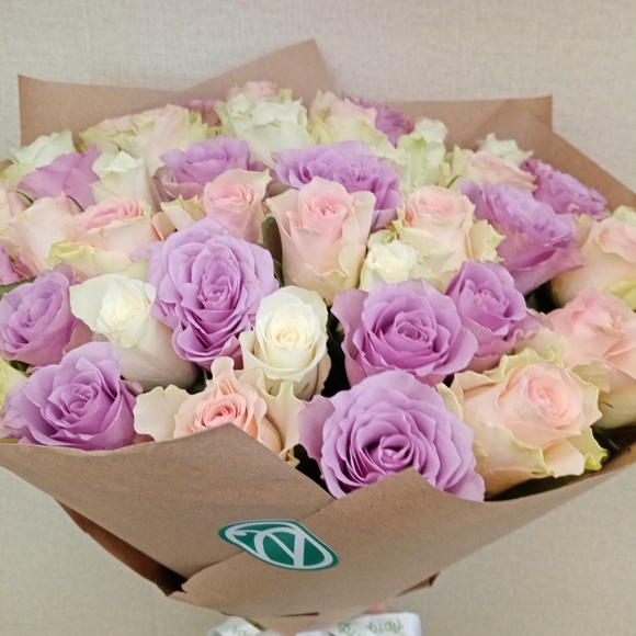 Букет из 51 розы нежный микс 45 см (Россия)