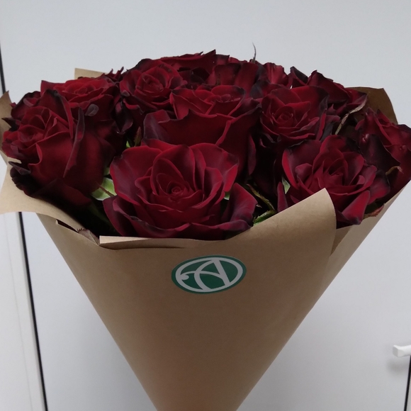 Букет-комплимент из алых роз