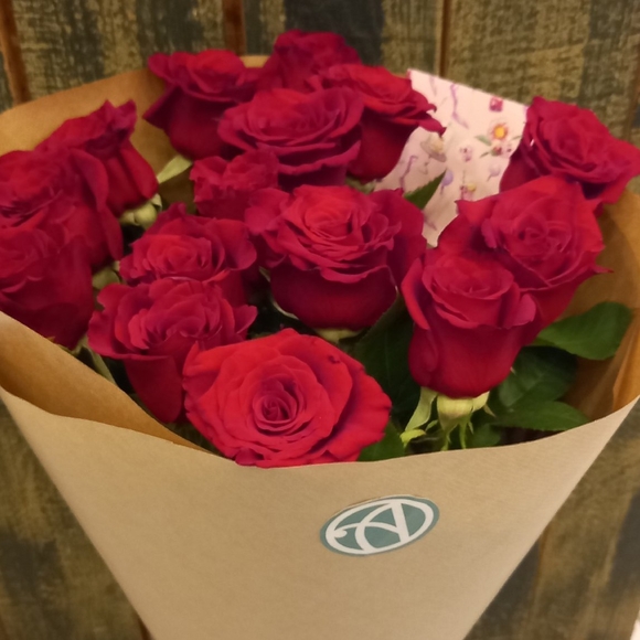 Букет из 15 красных роз 50 см (РФ)
