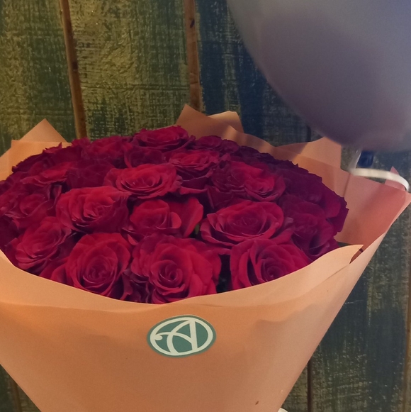 Букет из 25 красных роз 50 см (РФ)