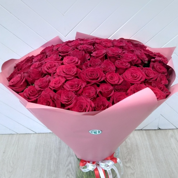 Букет из 101 красной розы 50 см (РФ)
