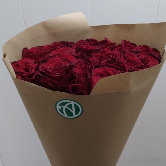 Букет из 15 красных роз 70 см (РФ)